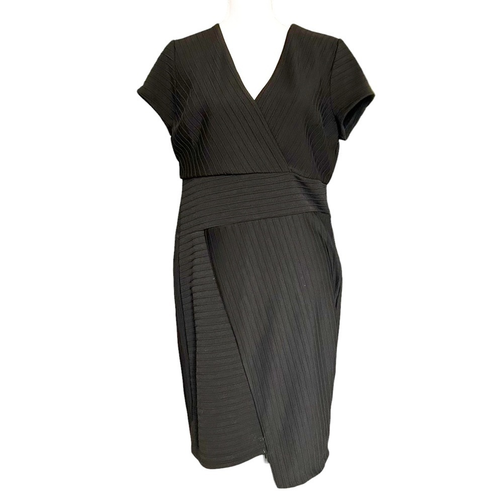 Cato V-neck Short Sleeve Ribbed Midi Dress Women’s‎ SZ 14 in Ideal Black NEW